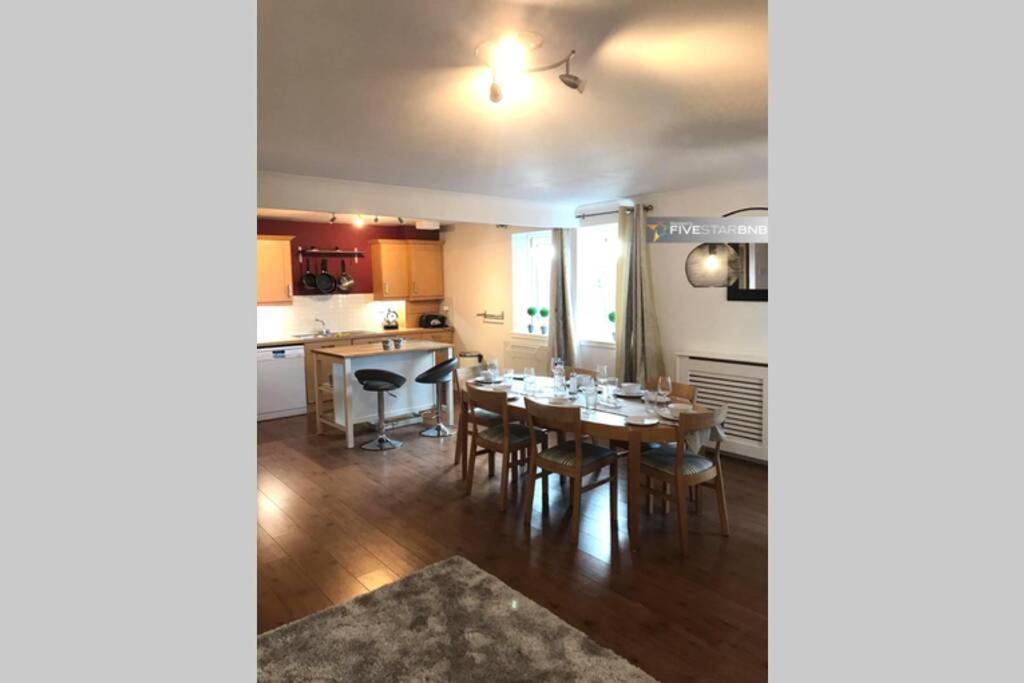 Waterfront Living In Leith With Free Parking! Apartment Edinburgh Ngoại thất bức ảnh