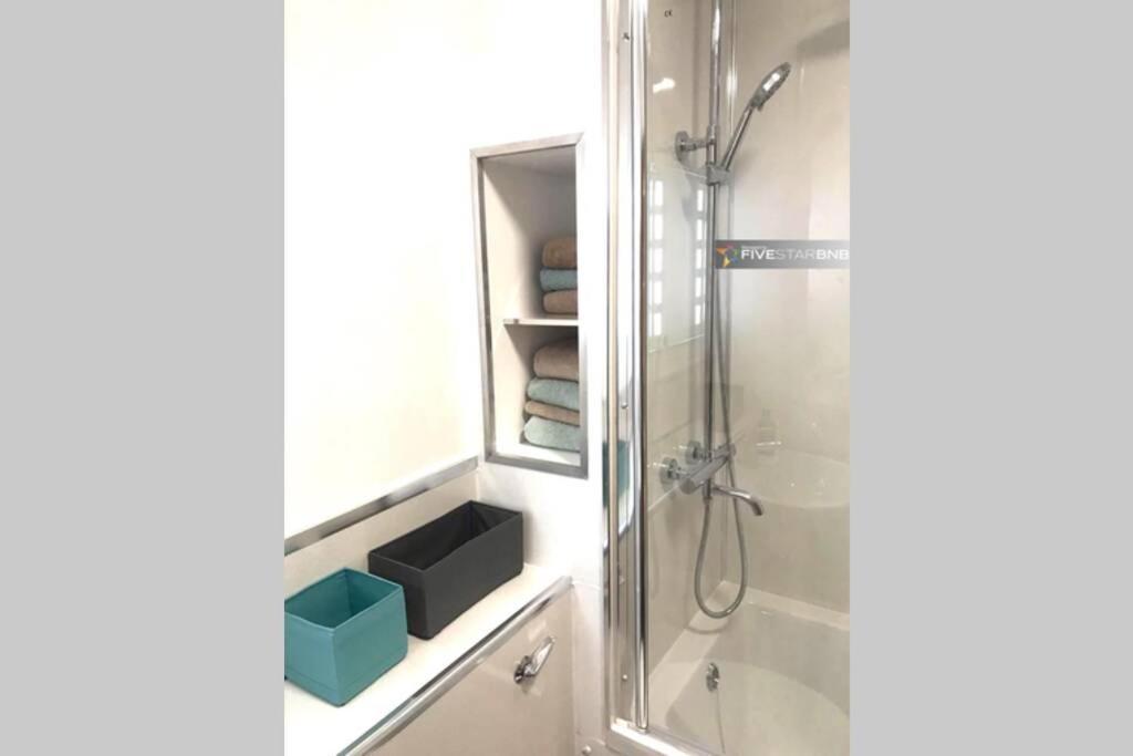 Waterfront Living In Leith With Free Parking! Apartment Edinburgh Ngoại thất bức ảnh